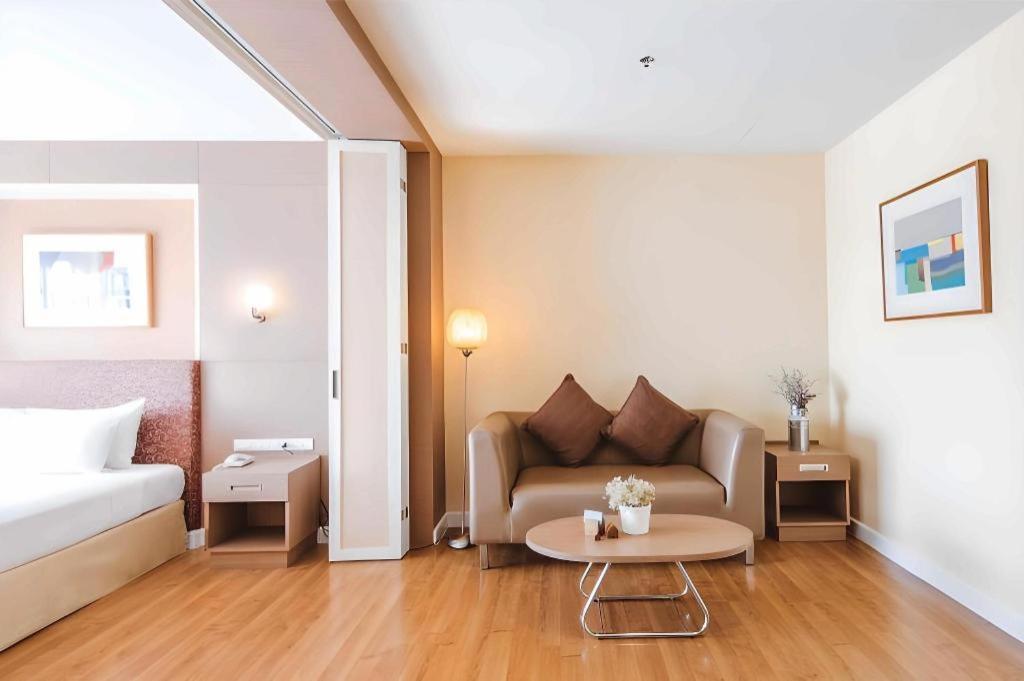Clef 5* Bangkok