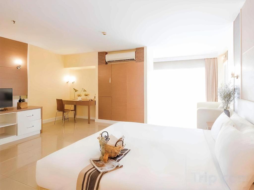 Clef Hotel